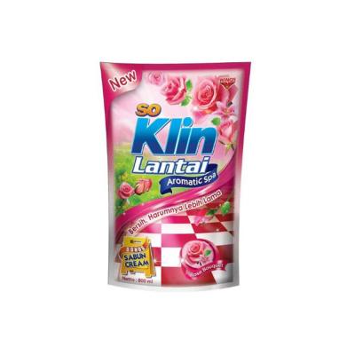 Soklin Lantai Pouch Rose Bouquet 780ml - Merah